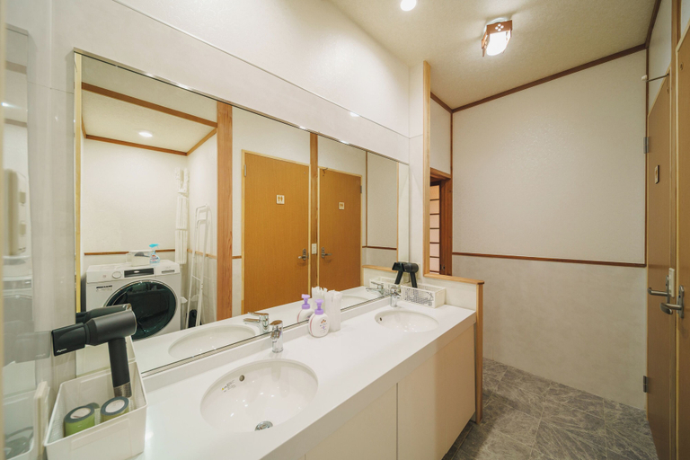 Laundry 4, Allure Shohaen, Beppu