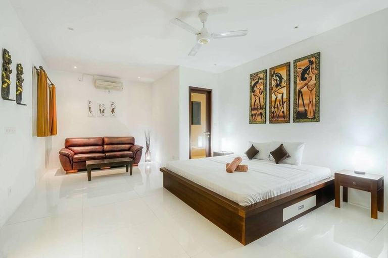 2, 3 BR, 250 Sqmt villa, Terrace, 10 min Available, Badung