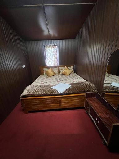 Room 5, The Groot, The Nilgiris