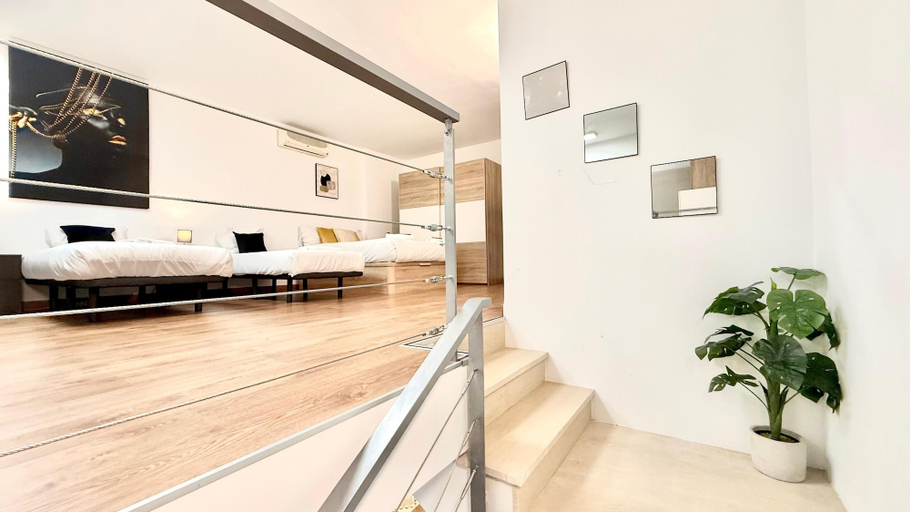 Interior 4, Duplex Naffah Apartments E C 107, Madrid
