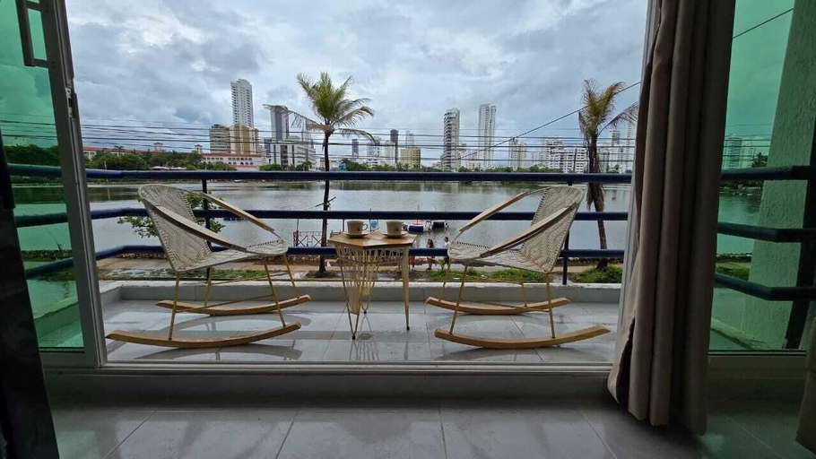 Others 3, MARINA DEL REY, Cartagena de Indias