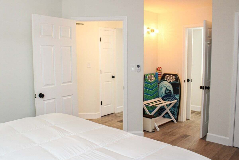 Interior 2, Ocean Forest 309, Horry