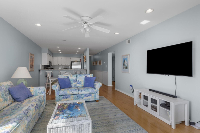 Living area 4, Breakers C32 2 Bedroom Condo by RedAwning, Carteret