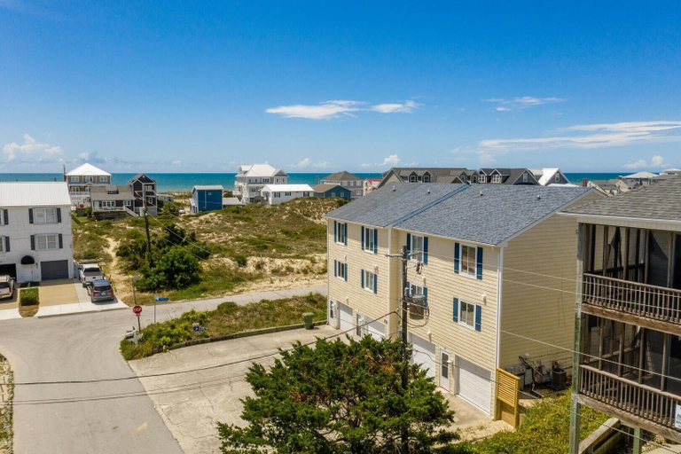 Exterior 3, Barefoot Ventures 4 Bedroom Townhouse by RedAwning, Carteret