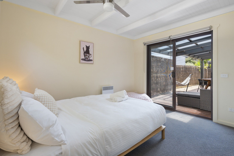 Room 4, Relaxing Retreat Near Rye Beach, Melbourne