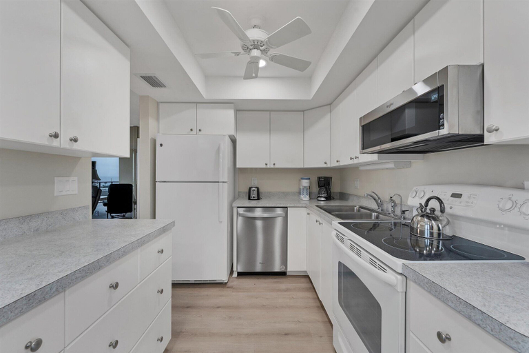 Interior 4, Anc903, Sarasota