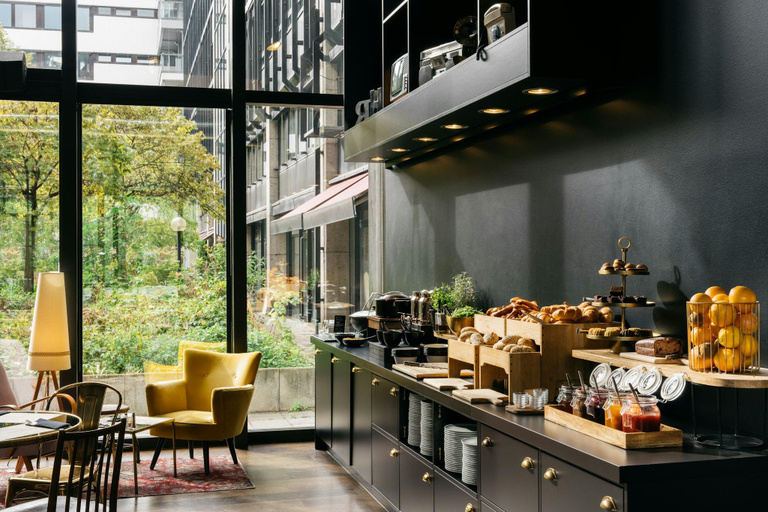 Food & Drinks 5, Ruby Lilly Hotel Munich by IHG, München