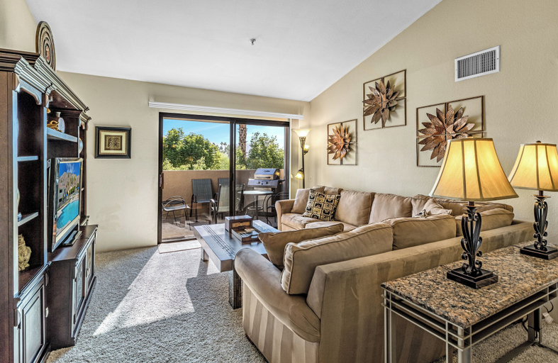 Interior 4, Plaza Villas 554, Riverside