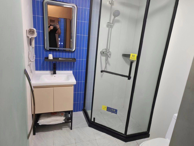 Bathroom 4, 7 Days Inn Tianjin Anshan West Road Tianjin University, Tianjin