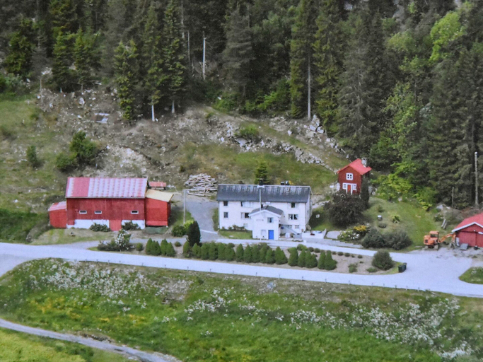 Others 5, 8 Person Holiday Home in Eidsvag, Nesset