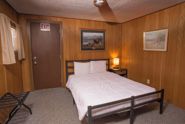 Room 2, HTR Black Hills, Pennington