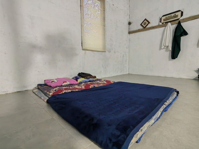 Bedroom 2, Rumah Lakau, Ketapang