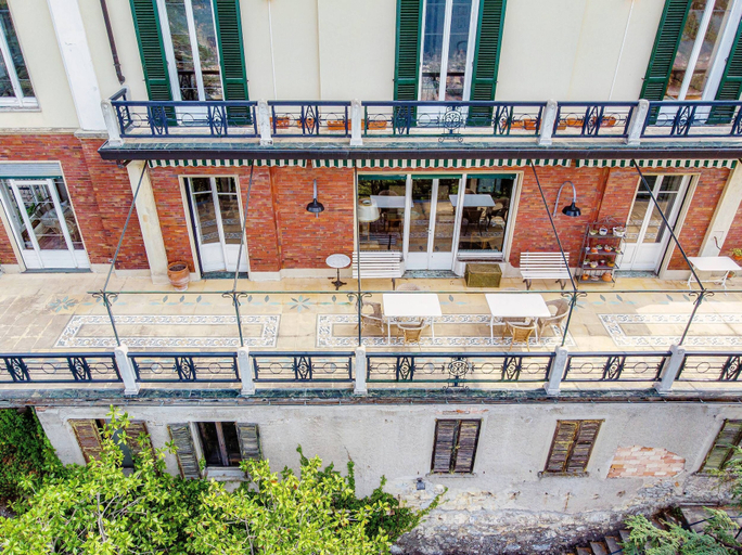 Front of property 3, Fairy Tale - I Tigli, Como