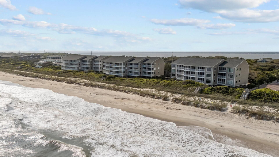 Beach 3, Breakers C32 2 Bedroom Condo by RedAwning, Carteret
