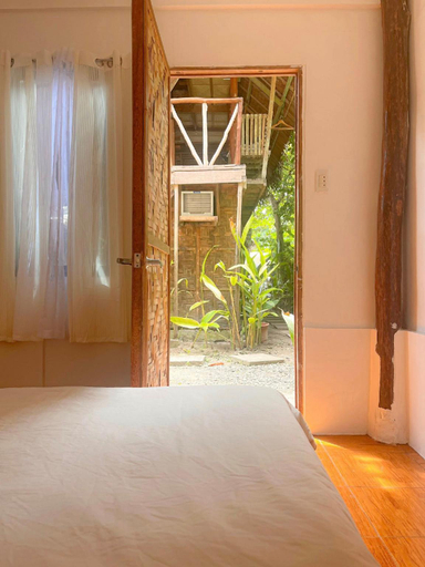 Bedroom 3, Shanti Room - Knowwell Siargao, General Luna