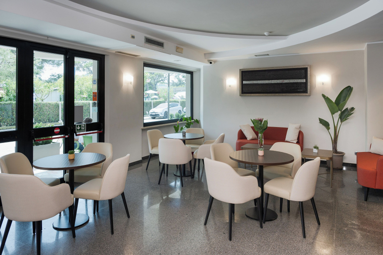 Food & Drinks 5, Hotel Riviera, Fermo