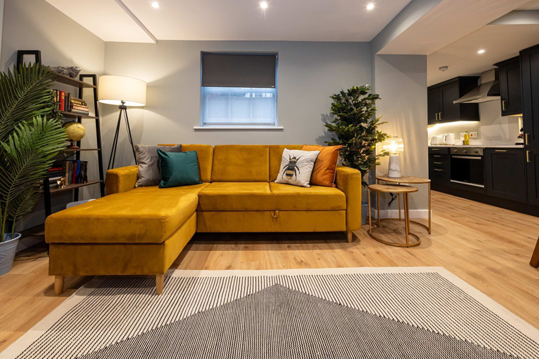 Room 2, Host Stay Canning Quarter IV, Sefton
