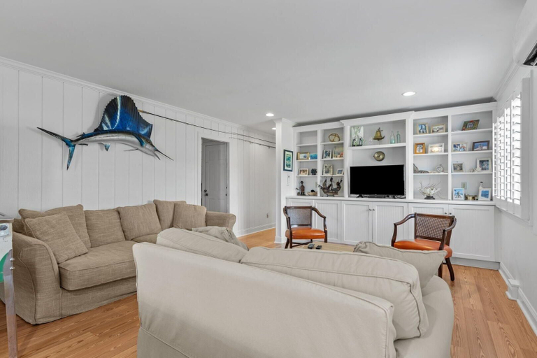 Living area 4, Joyner Cottage 4 Bedroom Home, Carteret