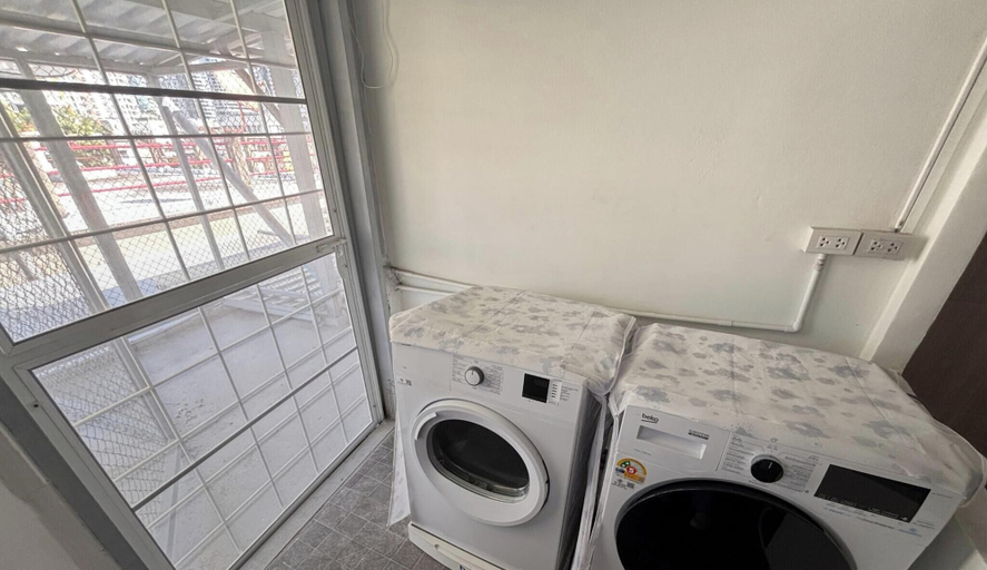 Bathroom 3, NamasStay Silom, Bang Rak