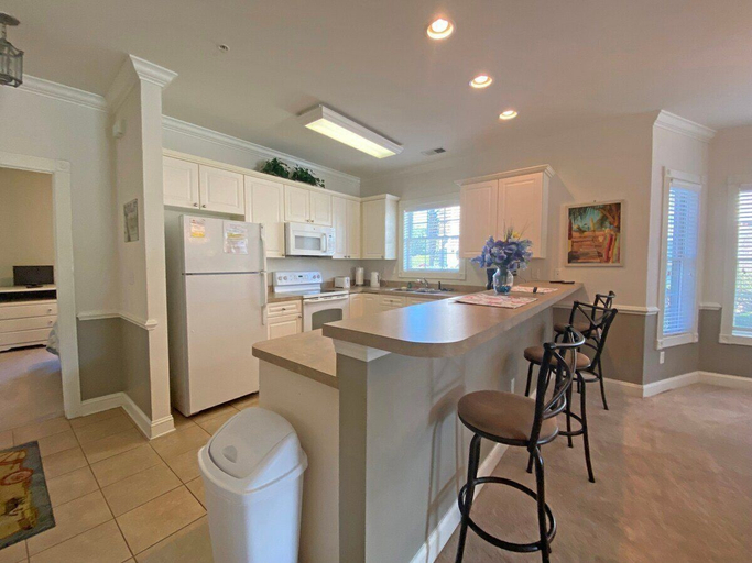 Others 3, Magnolia Pointe Luster Leaf 4847-101, Horry
