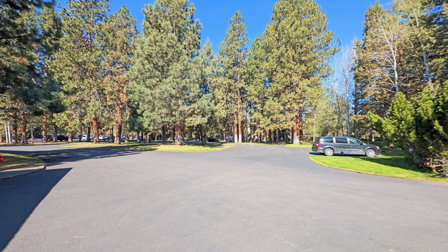 Interior 2, Mt Bachelor Village 324 A SR, Deschutes