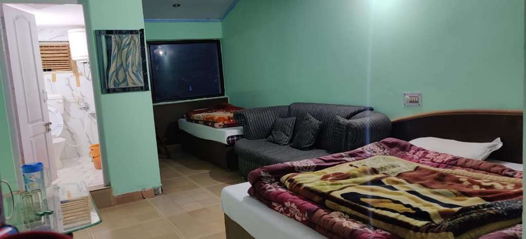 Living area 5, Hotel Nanda Devi, Chamoli