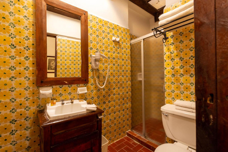 Bathroom 4, Hosteria Del Frayle, Guanajuato