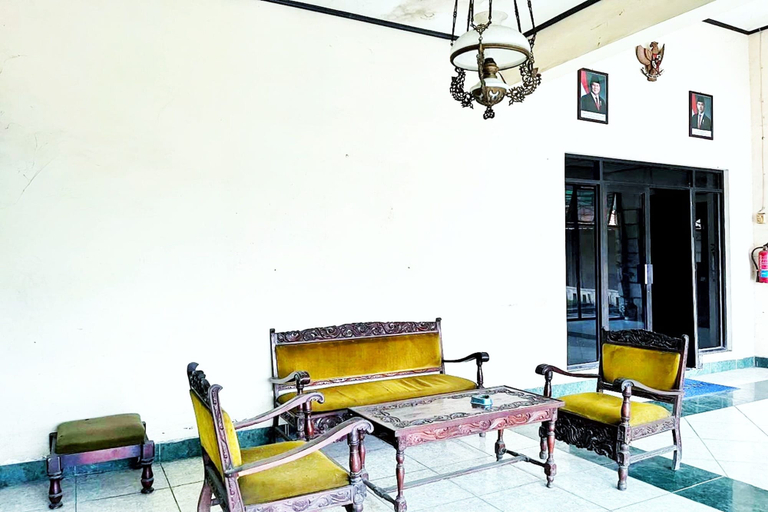 Lobby sitting area 5, OYO 95141 Tanjung Mas Hotel, Semarang