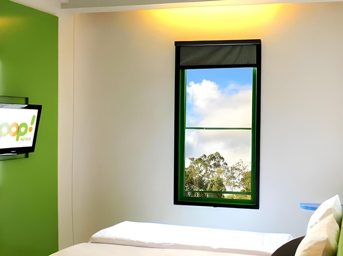 bedroom 27