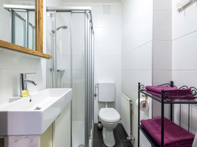 Bathroom, Holiday Flat Zugspitze Arena Ski Slopes, Reutte