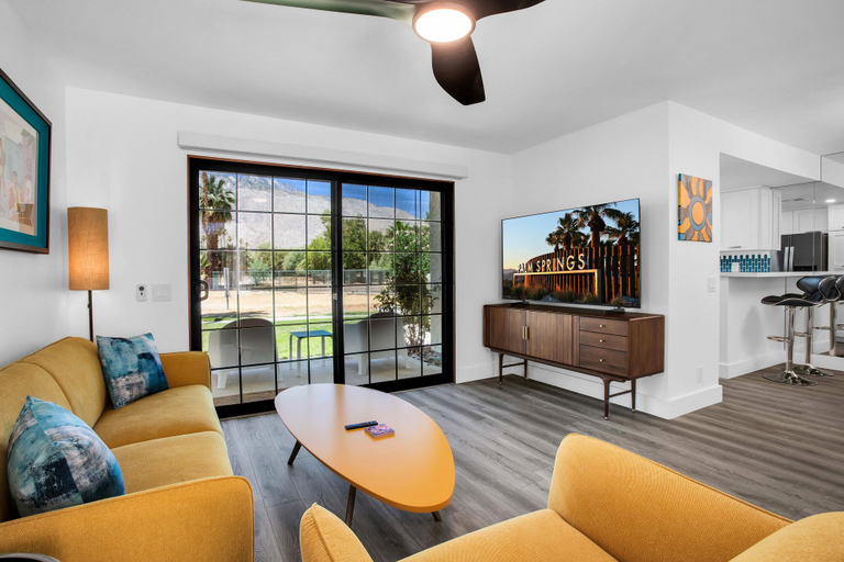Primary image, Farrell N79, Riverside