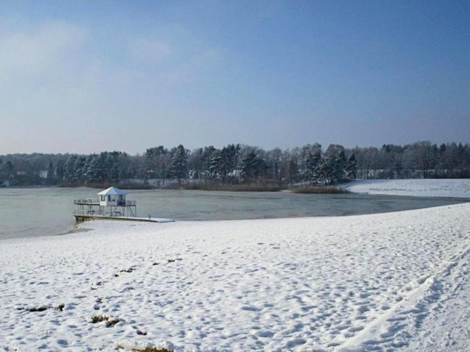 View from property 4, Bernsteinsee Hotel and Ferien Lakeview Balcony, Gifhorn