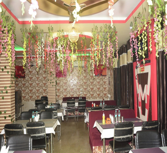 Dining 4, M K Hotel And Restaurant, Jammu