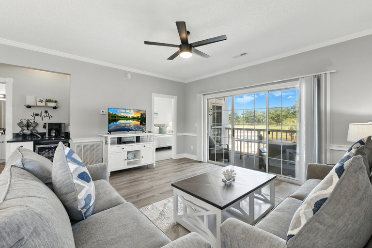 Interior 2, Magnolia Place 4737-204, Horry
