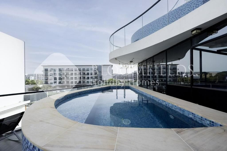 Pool 5, Bloomfields Classic 2Br With Private, Dubai