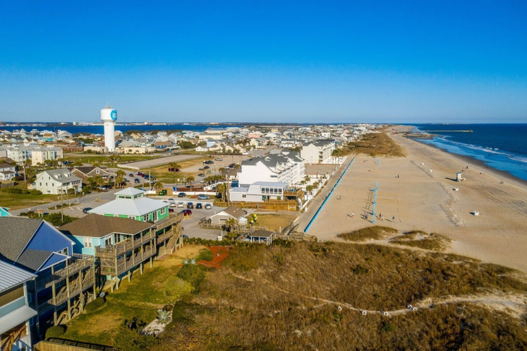 Beach 5, Suncatcher 4 Bedroom Home by RedAwning, Carteret