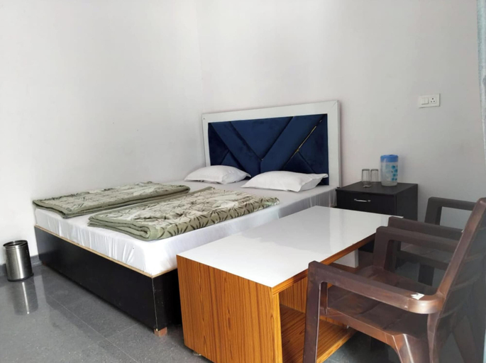 Room 4, Shri Narsingh Tourist complex, Uttarkashi