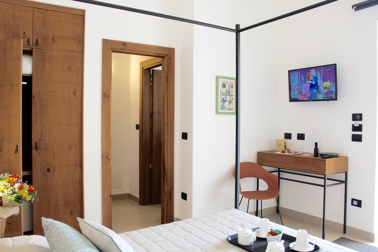 Bedroom 3, Masseria Rifisa AgriResort, Lecce