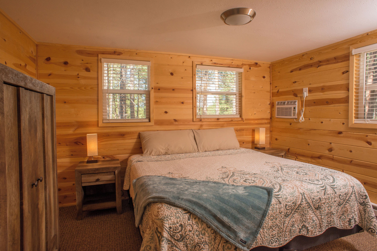 Room 4, HTR Black Hills, Pennington