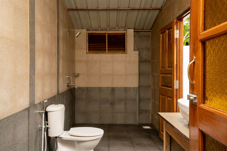 Bathroom, Villa Nina, North Goa
