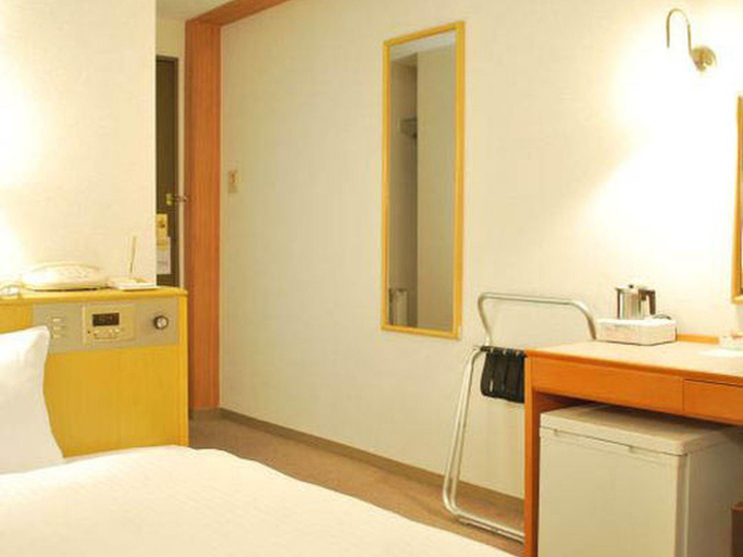 Bedroom, Sabae Dai-ichi Hotel, Sabae