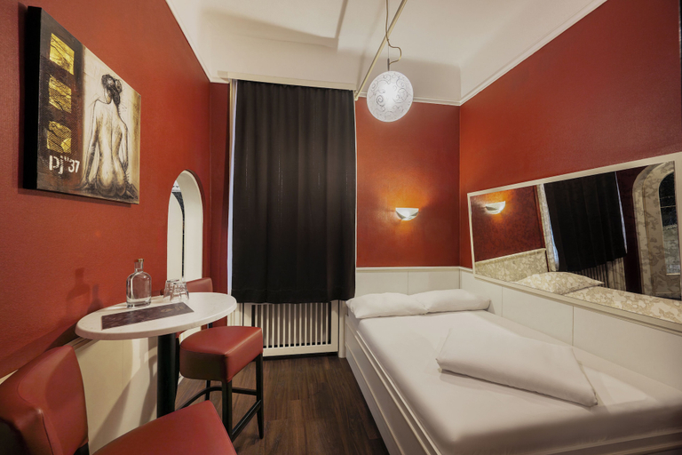 Bedroom 3, Hotel Goldene Spinne, Wien