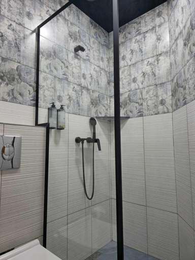 Bathroom 4, Hotel Nutsa in old Tbilisi, Tbilisi