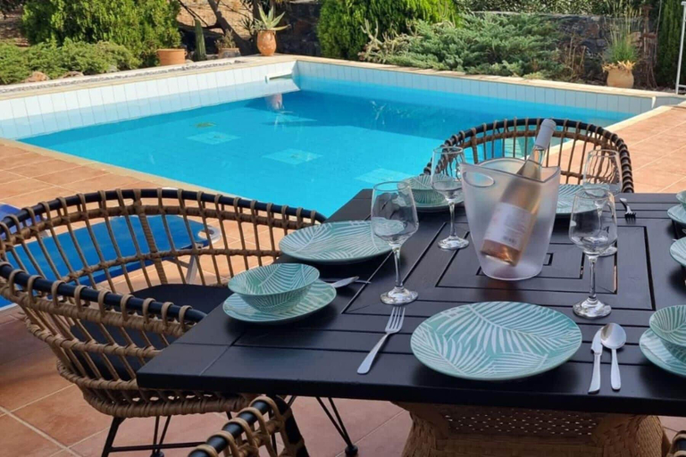 Outdoor dining, Plaka Elounda ..private Pool ..2 Beds..jaccuzi..parking..spinalonga/sea Views, Crete