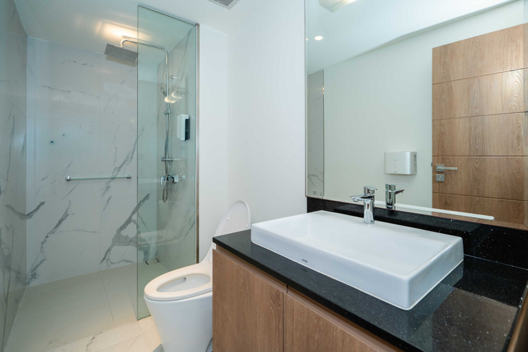Bathroom 4, Sea Theatre Kata by ROI, Pulau Phuket
