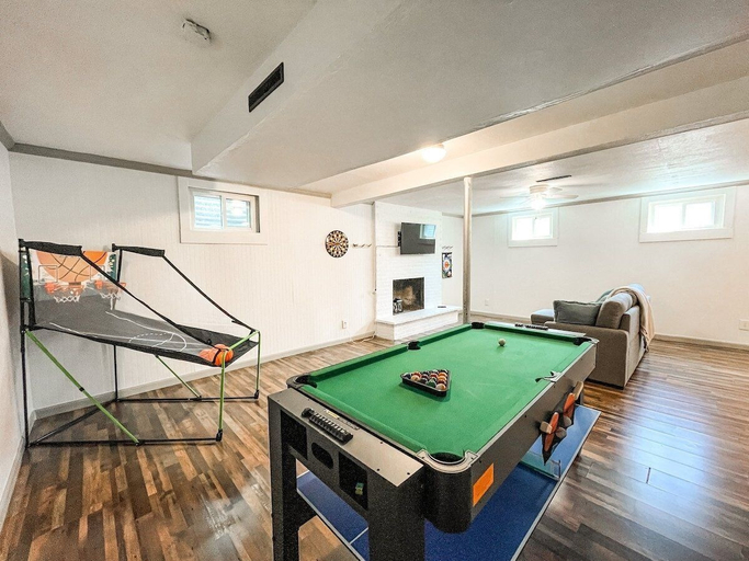 Interior 2, 1422 Holmes, El Paso