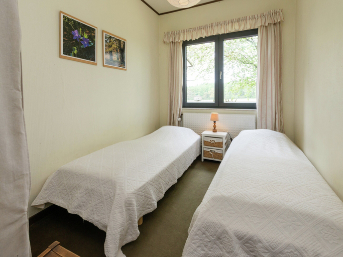 Bedroom 3, Holiday Home in Waimes With Private Garden, Liège