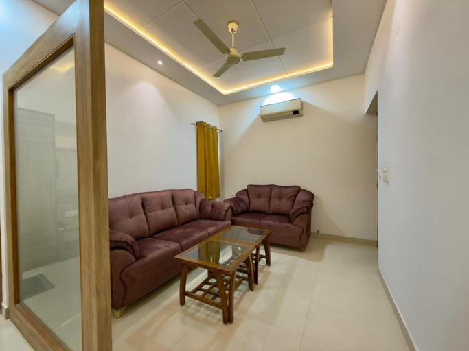 Room 5, Hotel Silver Bricks, Amritsar