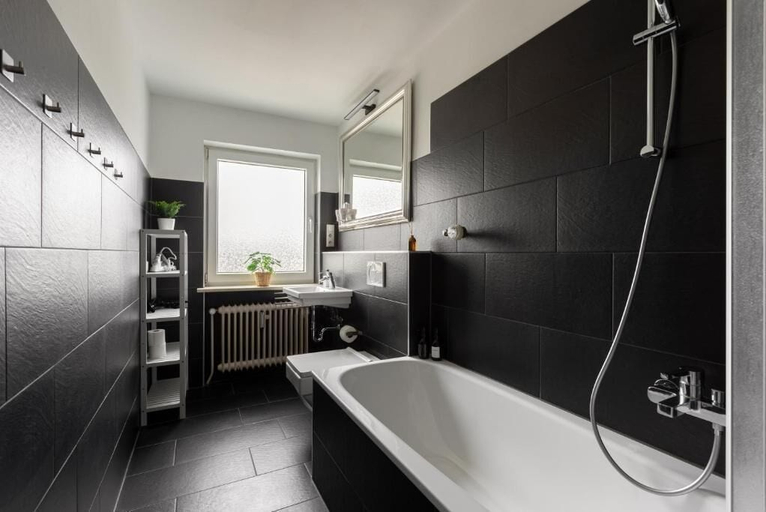 Bathroom 3, Global Living München Olympiapark, München