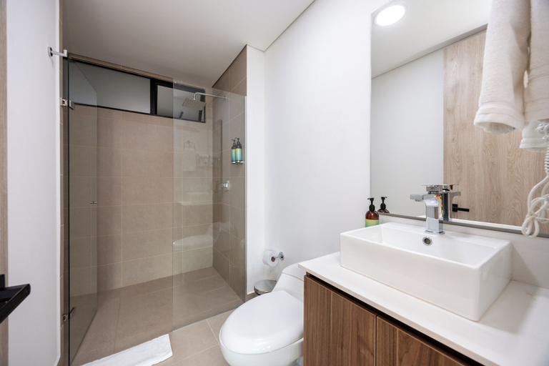 Bathroom 4, Kyux Studios by MOME, Medellín